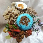 Nasi Kerabu Daging Goreng